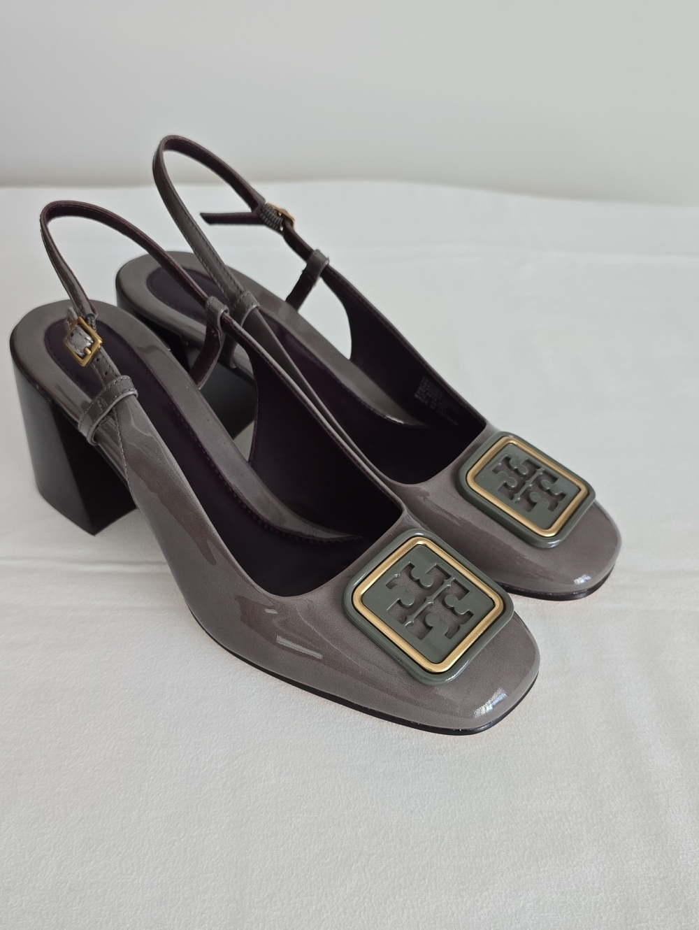 Tory Burch Taupe Patent Leather Slingback Block Heels with Logo Plaque.NEW